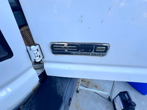 Used 2007 Ford E-350 and Econoline 350 Super Duty image 4