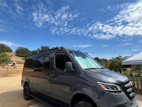Used 2019 Mercedes-Benz Sprinter 4x4 144 image 4