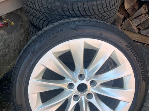 Used 2018 Tesla Model S 100D image 20