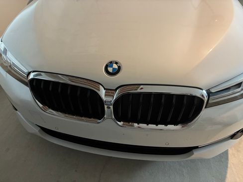 Used 2021 BMW 530i 530i Sedan 4D w/ Convenience Package image 14