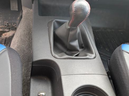 Used 2012 Nissan Frontier PRO-4X image 25