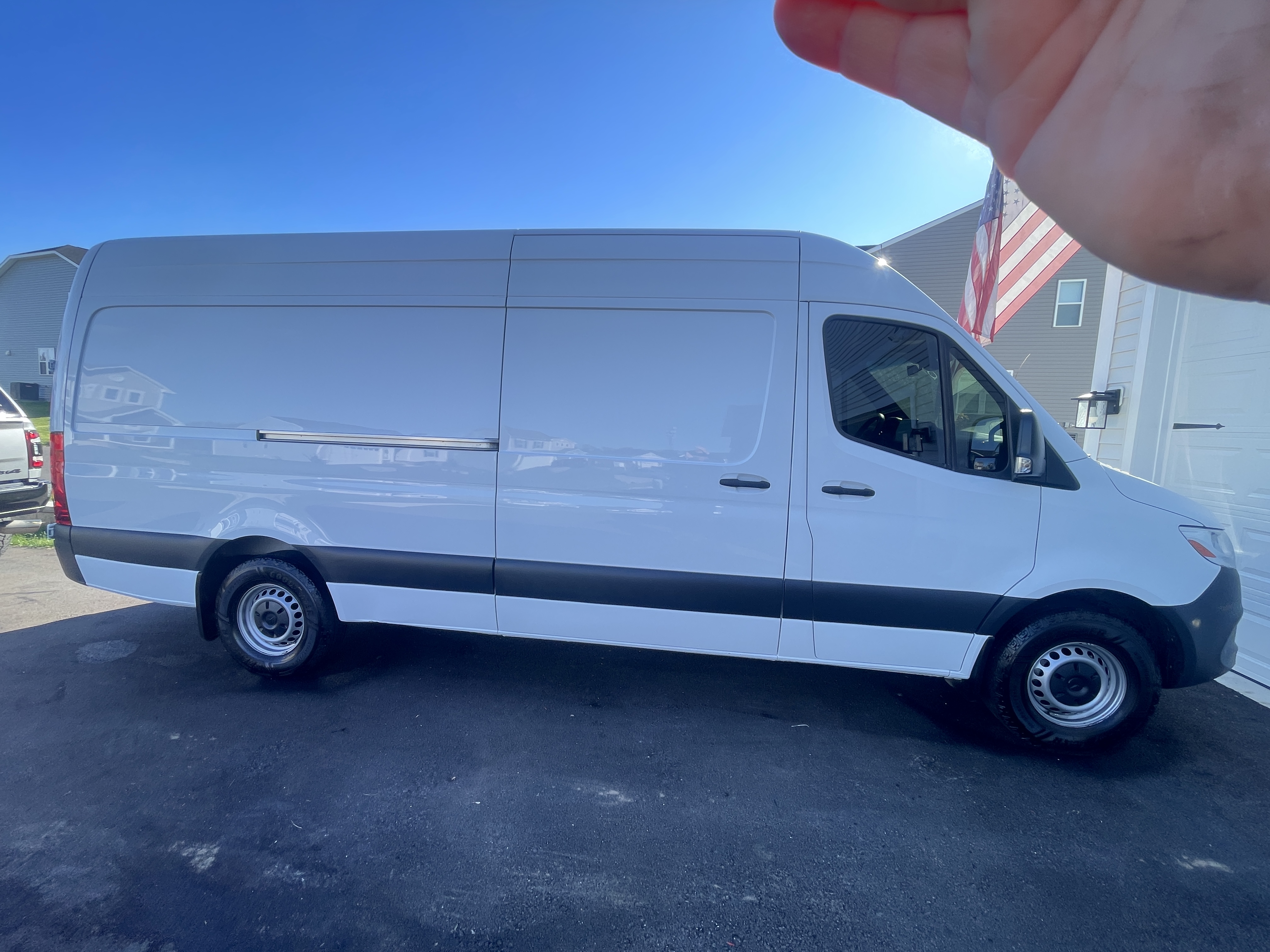 Used 2023 Mercedes-Benz Sprinter 2500 image 13