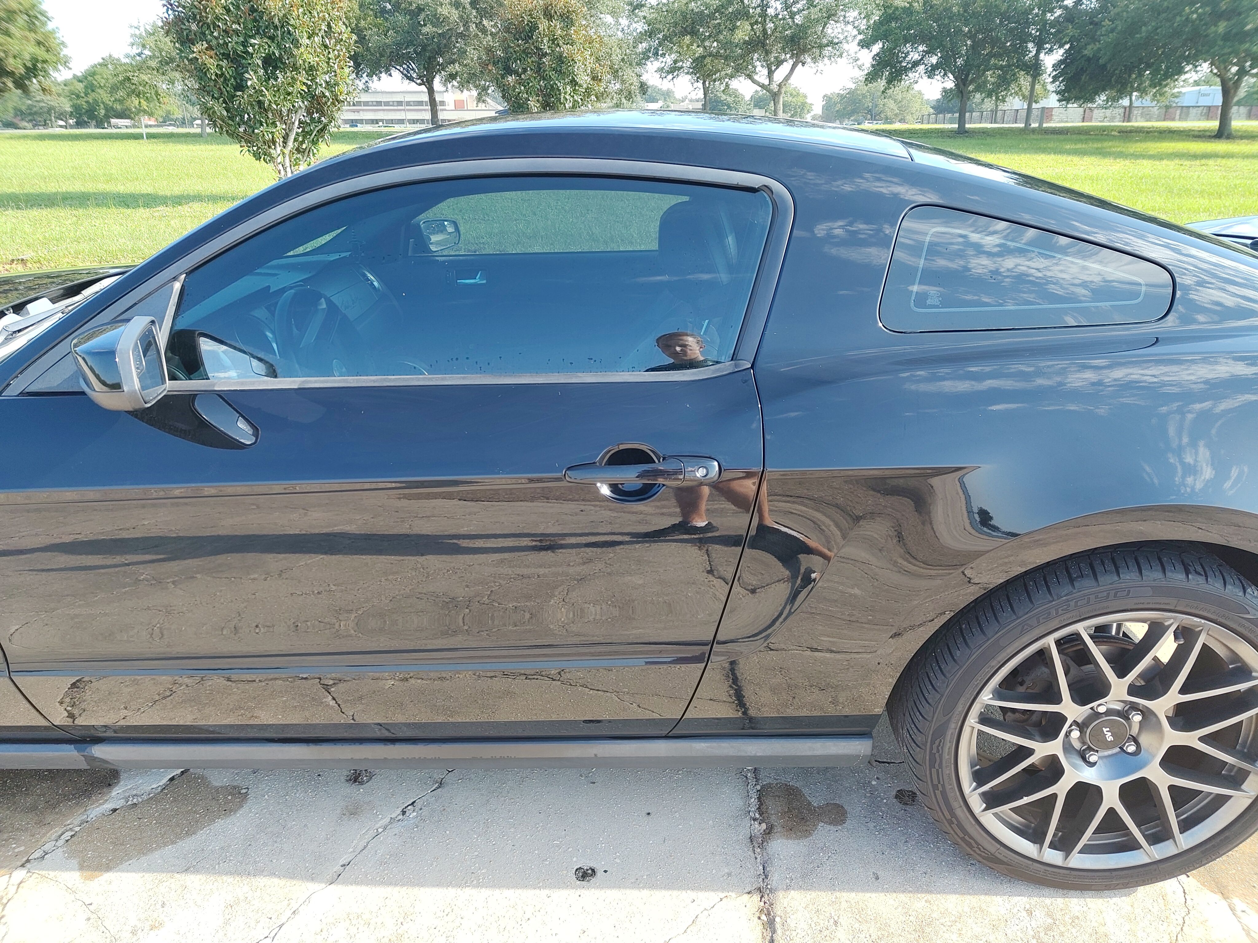 Used 2012 Ford Mustang Shelby GT500 w/ SVT Performance Pkg RWD image 10