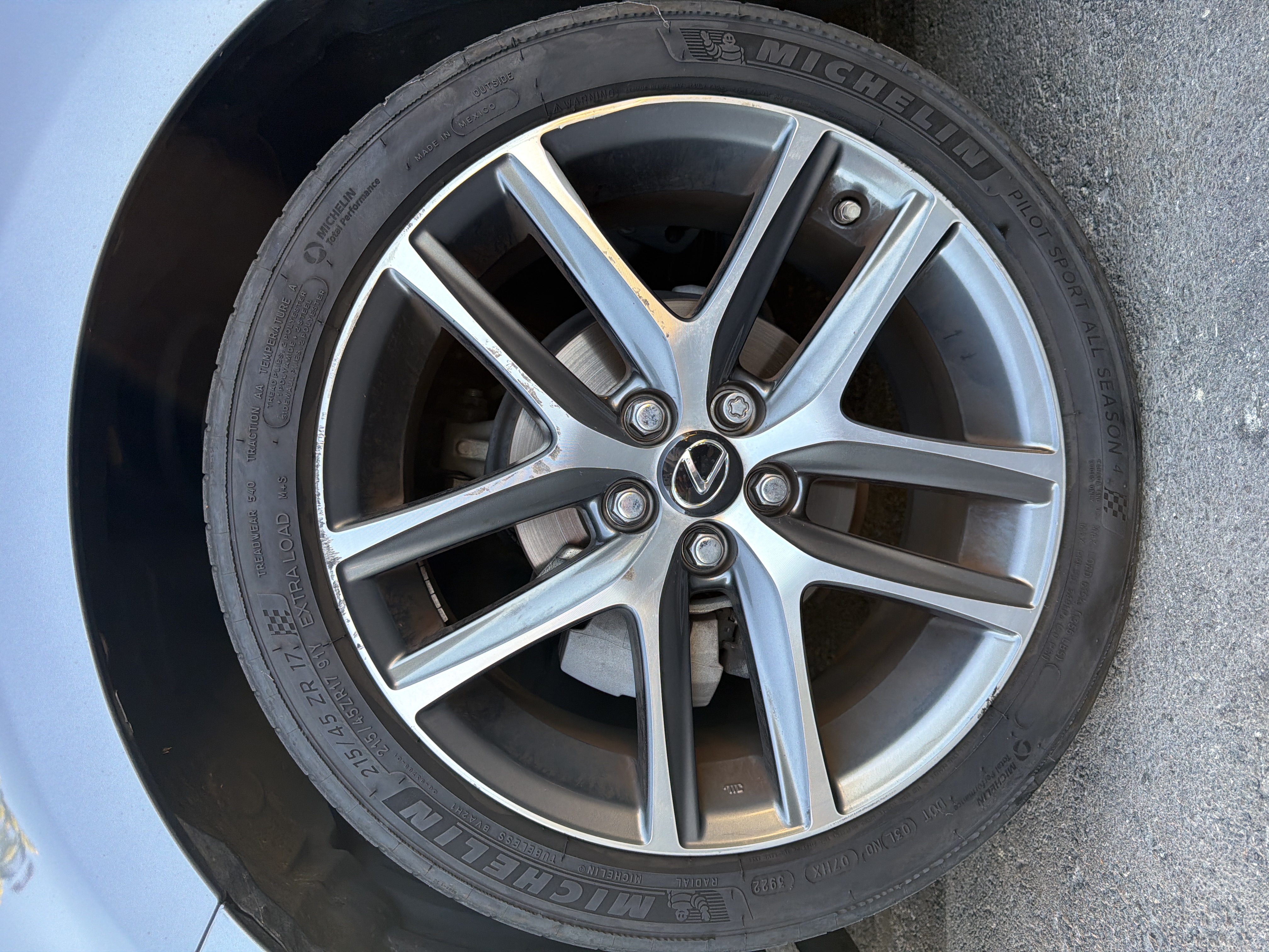 Used 2015 Lexus CT 200h w/ Navigation Package FWD image 7