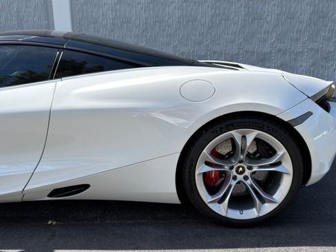 Used 2020 McLaren 720S Coupe 2D image 27