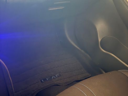 Used 2019 Nissan Leaf SV Plus w/ SV Plus Technology Package image 20