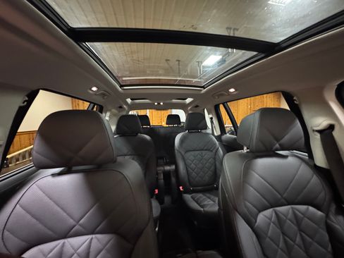 Used 2025 BMW X7 xDrive40i w/ Premium Package image 20