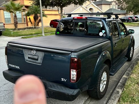 Used 2015 Nissan Frontier SV w/ SV Value Truck Package image 8