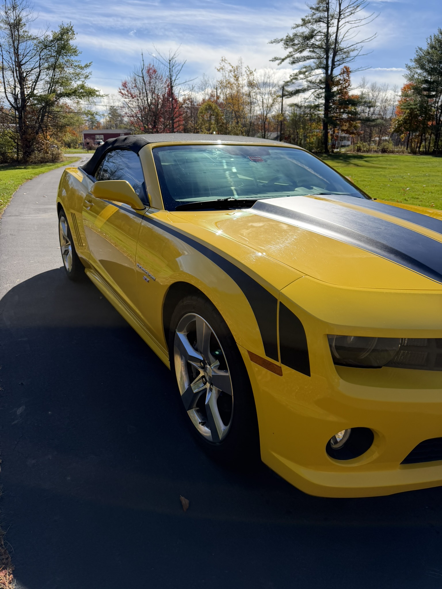 Used 2011 Chevrolet Camaro SS w/ RS Package RWD image 11