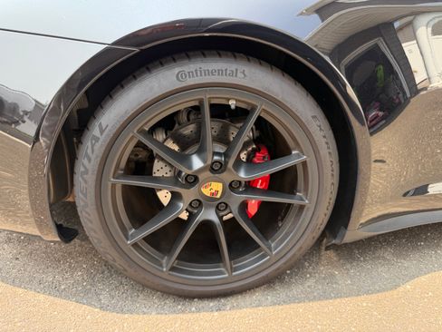 Used 2015 Porsche 911 Carrera 4S AWD/4WD image 4