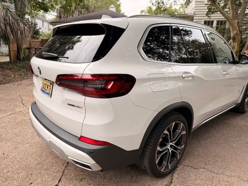 Used 2021 BMW X5 sDrive40i w/ Premium Package image 8