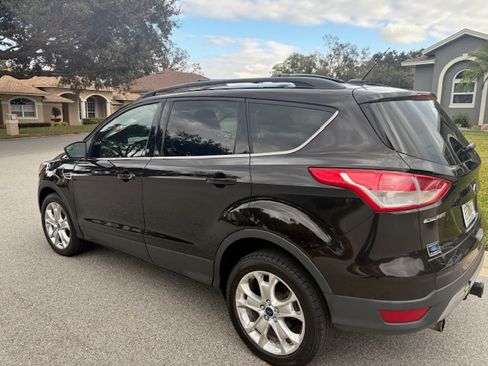 Used 2013 Ford Escape SE image 1