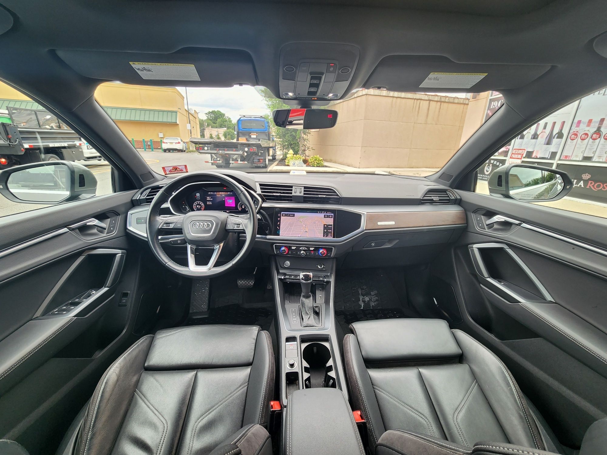 Used 2019 Audi Q3 2.0T Premium Plus AWD/4WD image 18