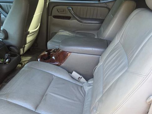 Used 2006 Toyota Sequoia Limited AWD/4WD image 16