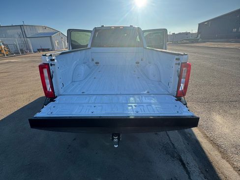 Used 2023 Ford F350 XL w/ Snow Plow/Camper Package image 8