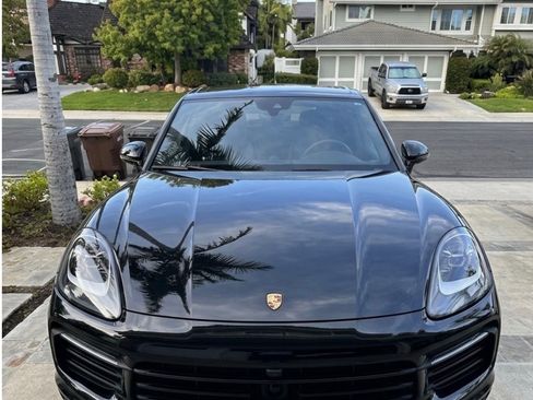 Used 2019 Porsche Cayenne AWD/4WD image 4