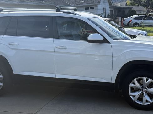 Used 2018 Volkswagen Atlas SE image 4