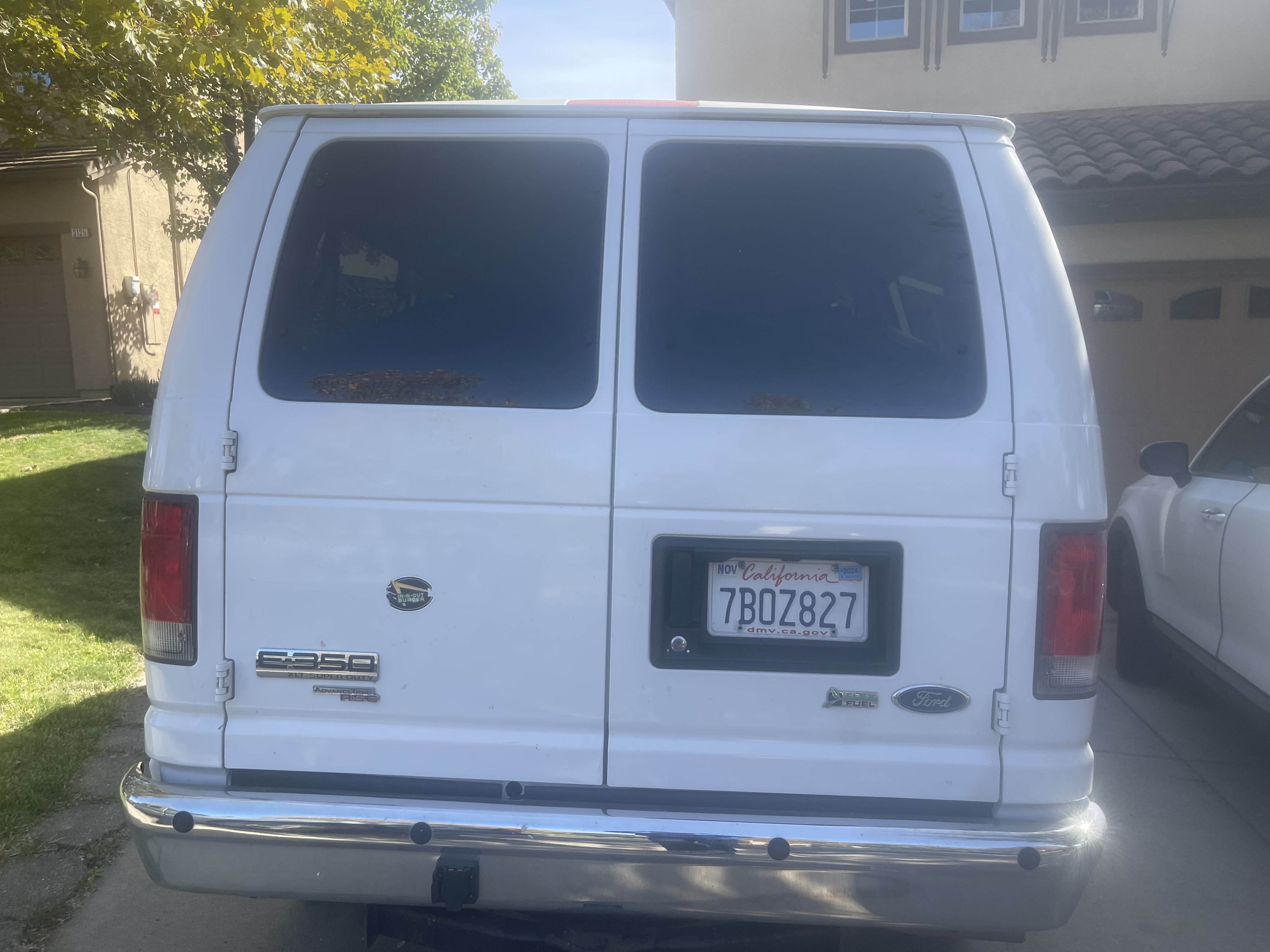 Used 2014 Ford E-350 and Econoline 350 XLT RWD image 10