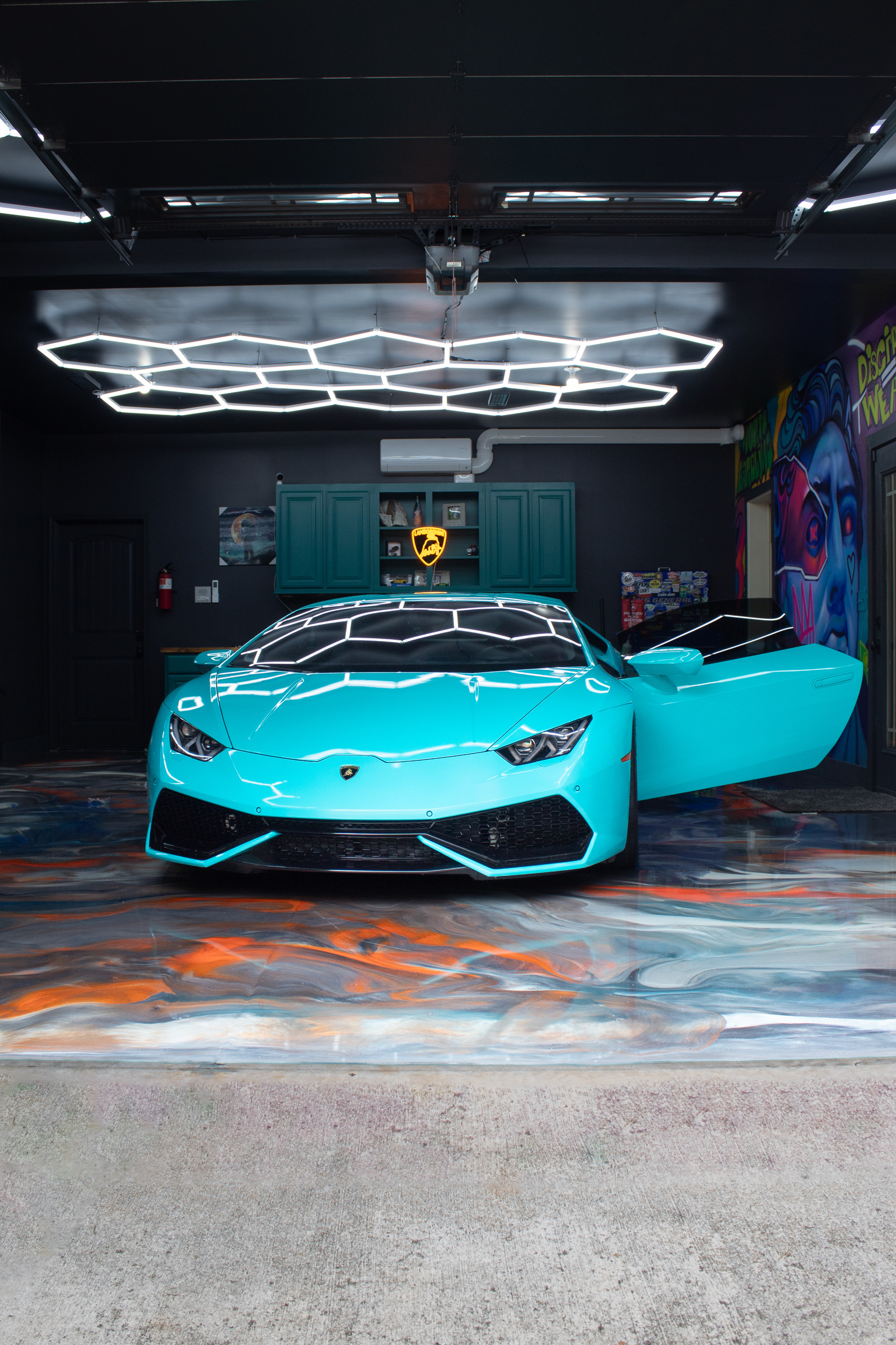 Used 2015 Lamborghini Huracan LP 610-4 AWD/4WD image 25