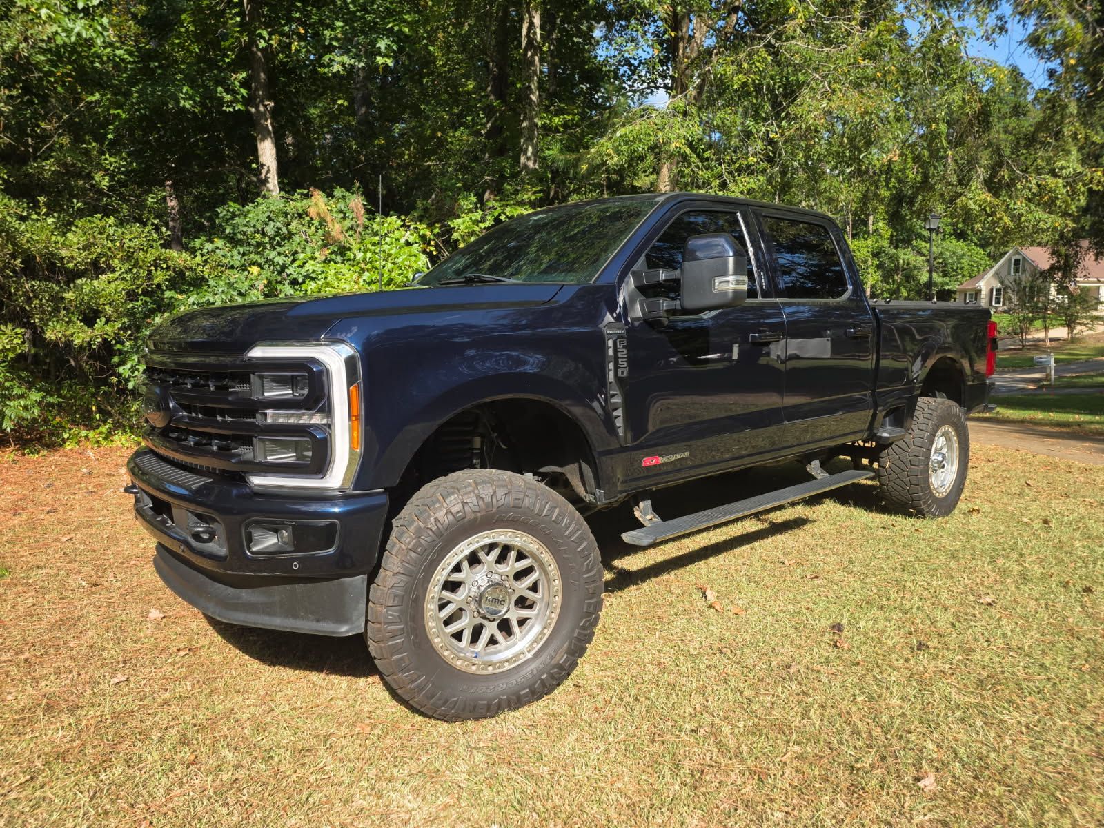 Used 2023 Ford F250 Platinum AWD/4WD image 5