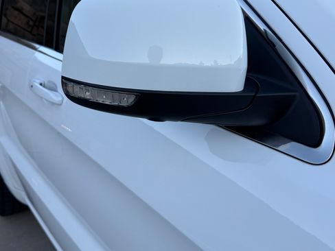 Used 2016 Jeep Grand Cherokee High Altitude image 4