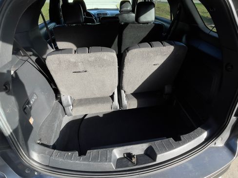 Used 2016 Ford Explorer Limited image 8