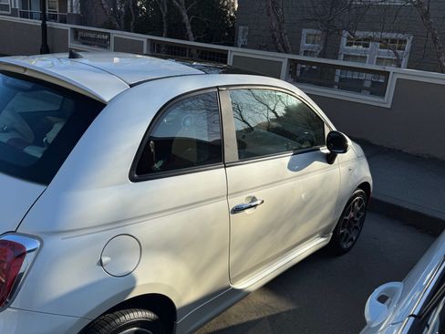 Used 2012 FIAT 500 Sport w/ Safety & Convenience Pkg image 8