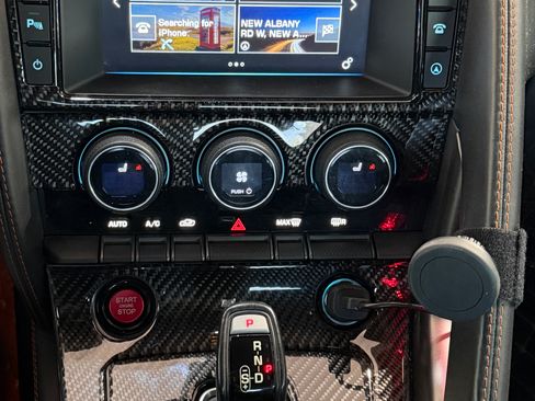 Used 2017 Jaguar F-TYPE R image 10