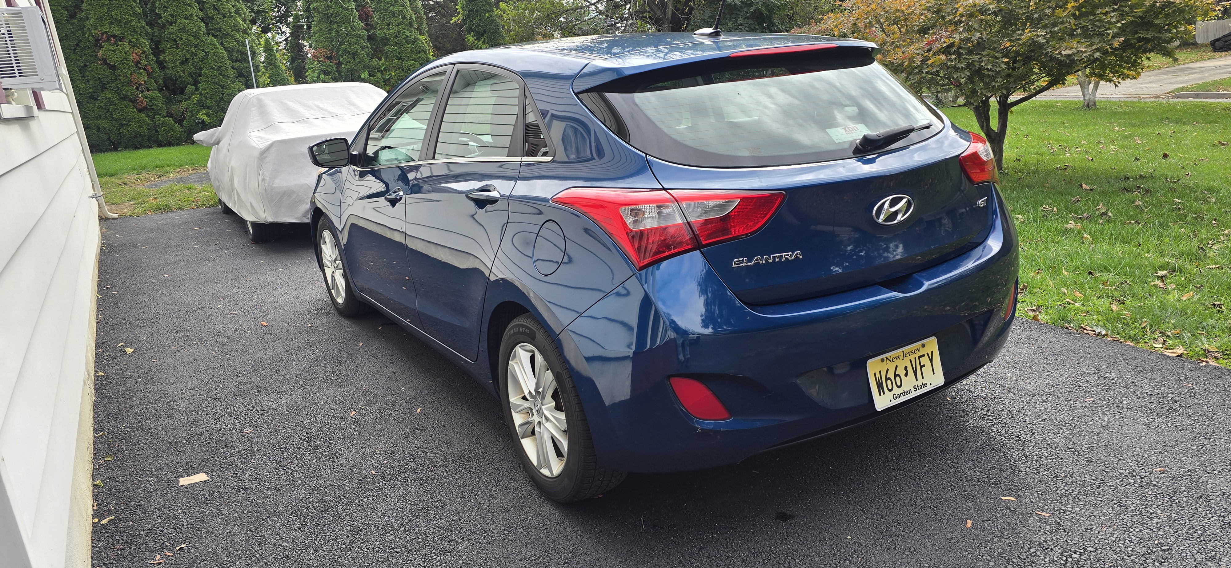 Used 2014 Hyundai Elantra GT FWD image 8