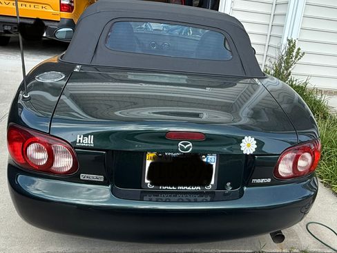 Used 2002 MAZDA MX-5 Miata LS RWD image 1