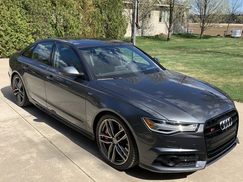 Used 2017 Audi S6 Prestige w/ S6 Sport Package image 5