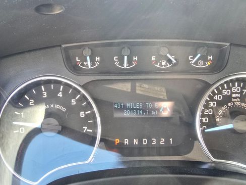 Used 2012 Ford F150 XLT image 11