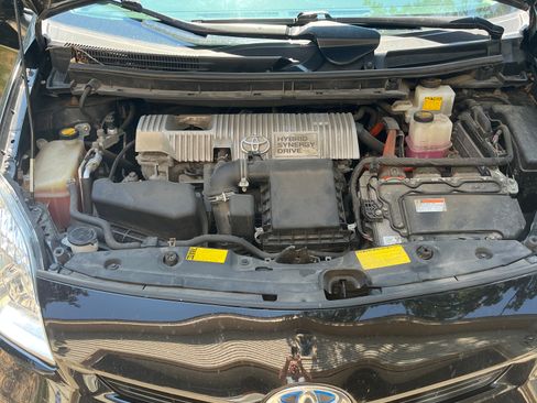 Used 2013 Toyota Prius Two FWD image 14