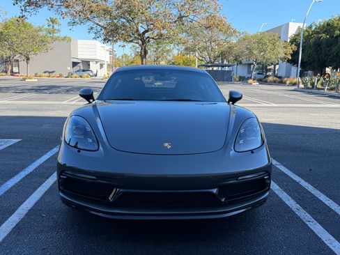 Used 2019 Porsche 718 Cayman S image 12