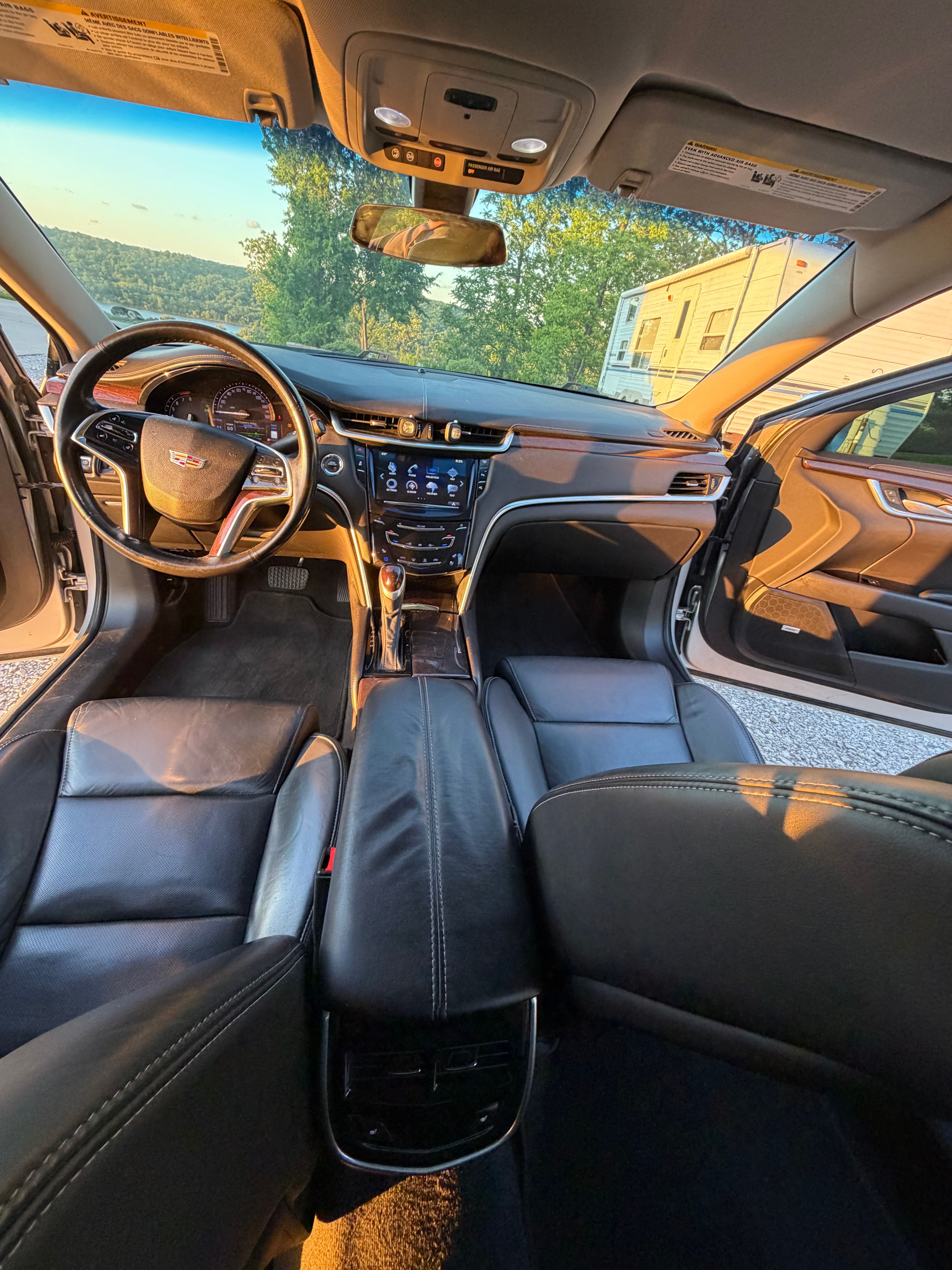 Used 2017 Cadillac XTS Luxury FWD image 6