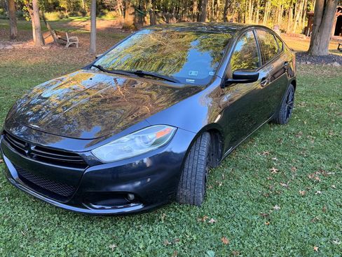 Used 2013 Dodge Dart SXT w/ Popular Equipment Group image 1