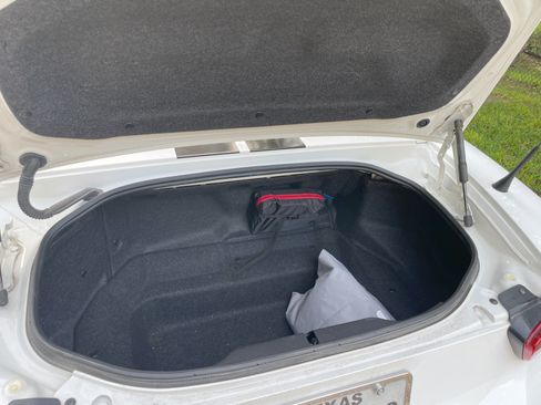 Used 2017 FIAT 124 Spider Classica image 12