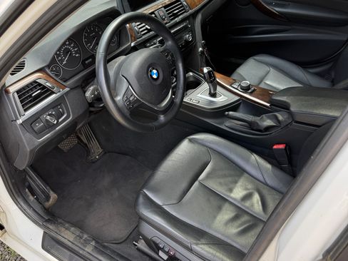 Used 2014 BMW 328i xDrive Sedan AWD/4WD image 8