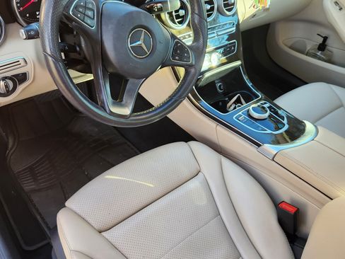 Used 2018 Mercedes-Benz C 300 Sedan w/ Parking Assist Package image 10