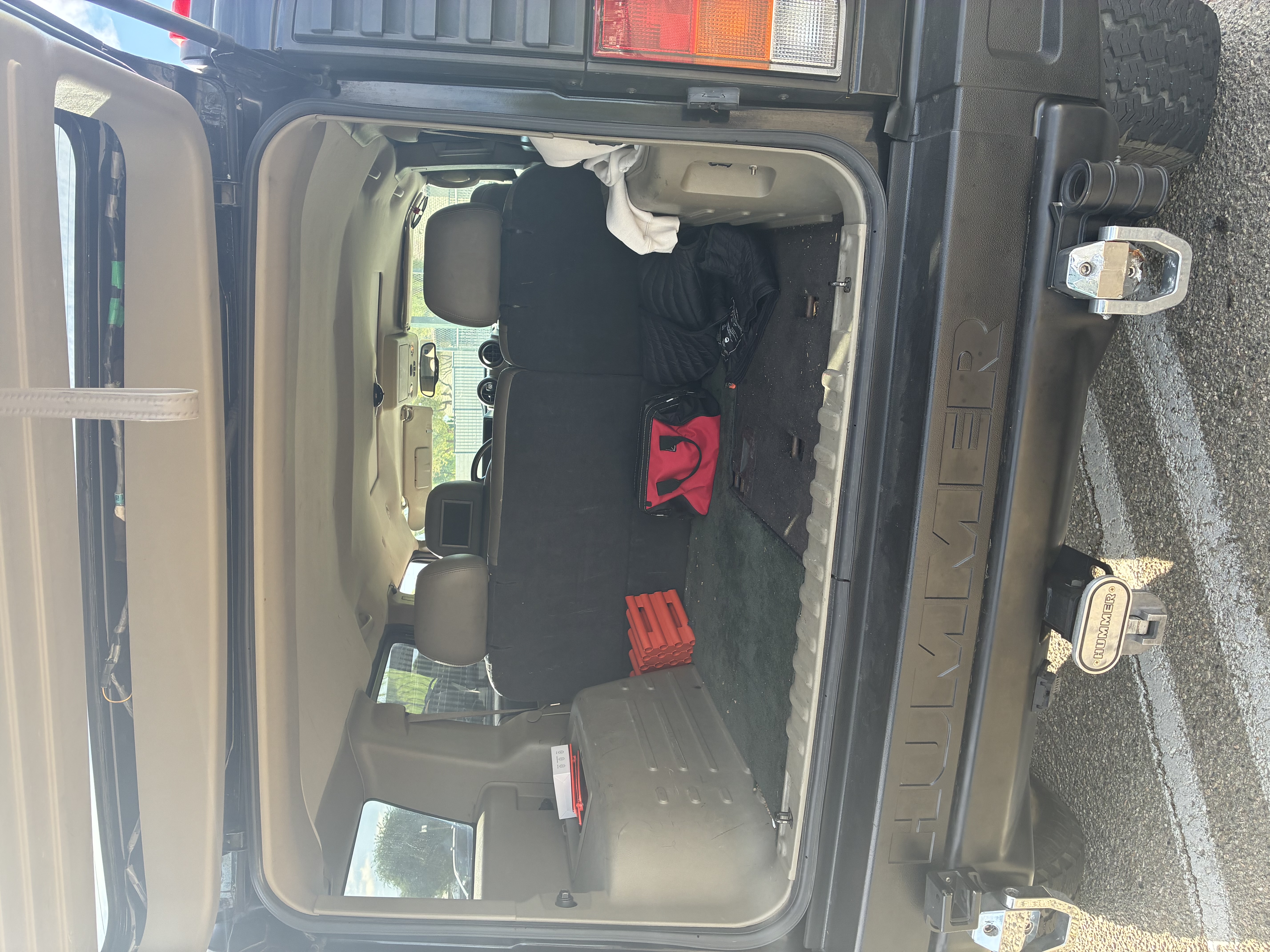 Used 2003 HUMMER H2 w/ Preferred Equipment Group AWD/4WD image 13