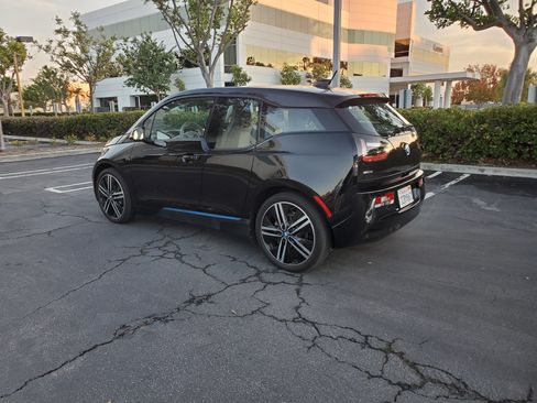 Used 2017 BMW i3 Range Extender Hatchback 4D image 5