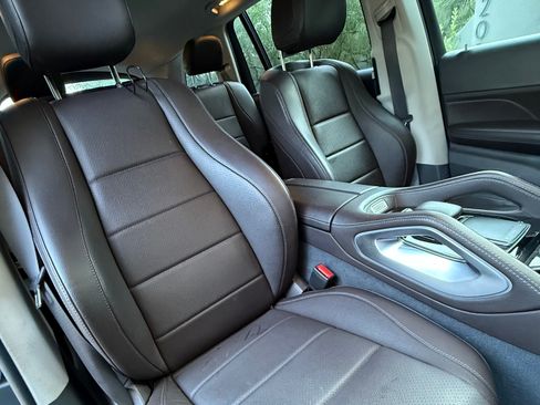 Used 2020 Mercedes-Benz GLS 450 4MATIC image 13