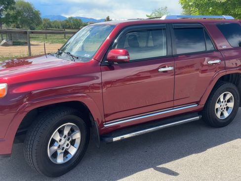 Used 2013 Toyota 4Runner SR5 w/ Convenience Pkg AWD/4WD image 1