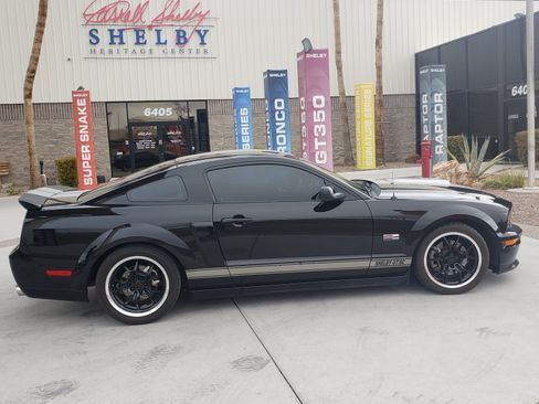 Used 2007 Ford Mustang GT Premium image 8