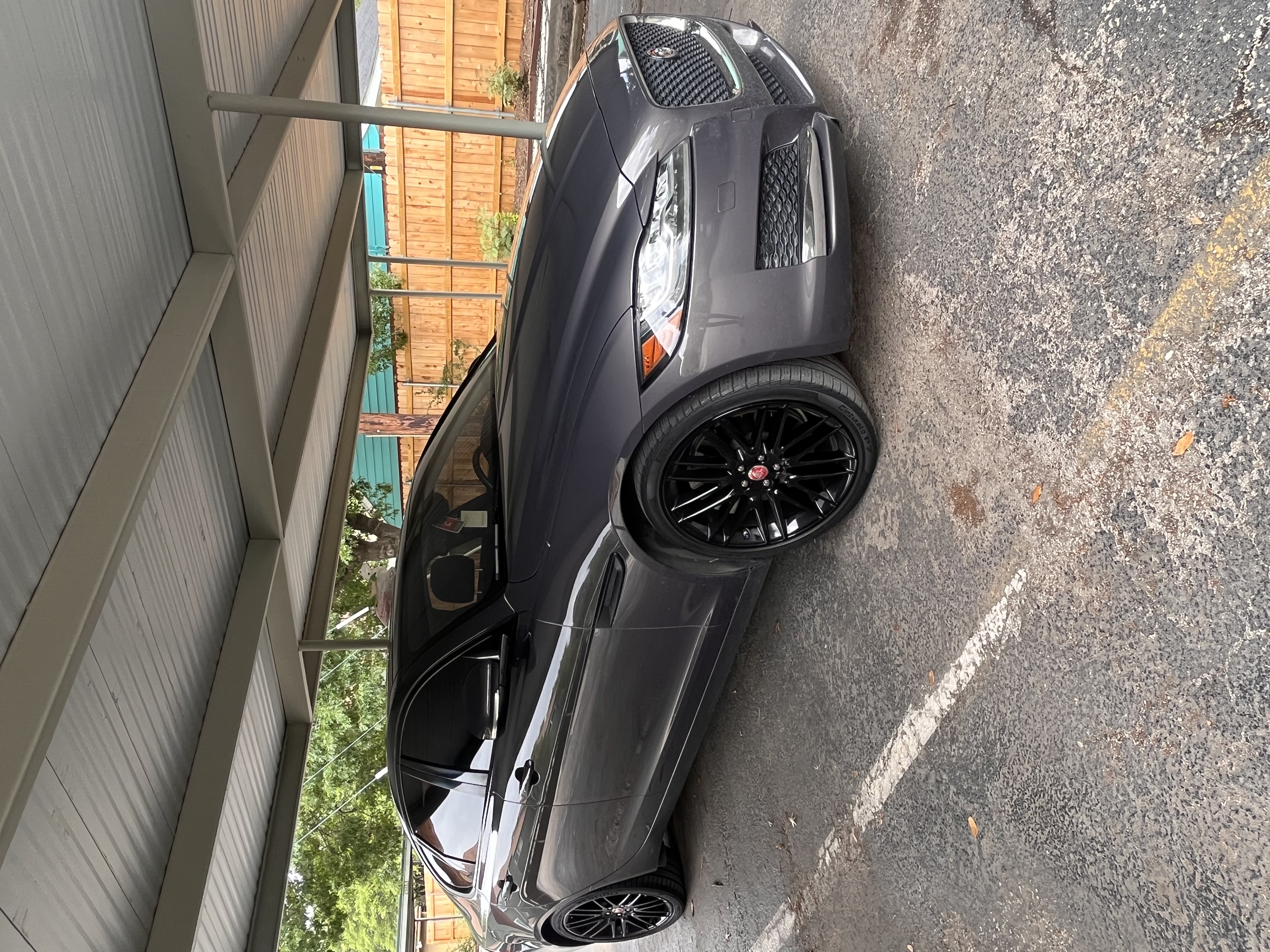 Used 2016 Jaguar XF Prestige RWD image 4