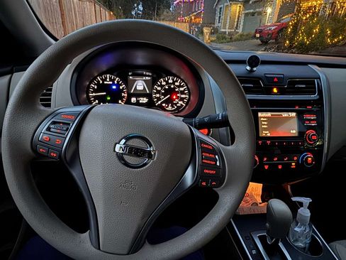 Used 2015 Nissan Altima 2.5 S w/ Power Driver Seat Package image 15