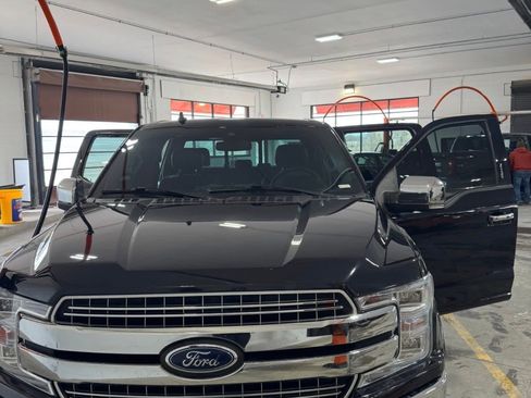 Used 2019 Ford F150 Lariat w/ Equipment Group 502A Luxury image 13