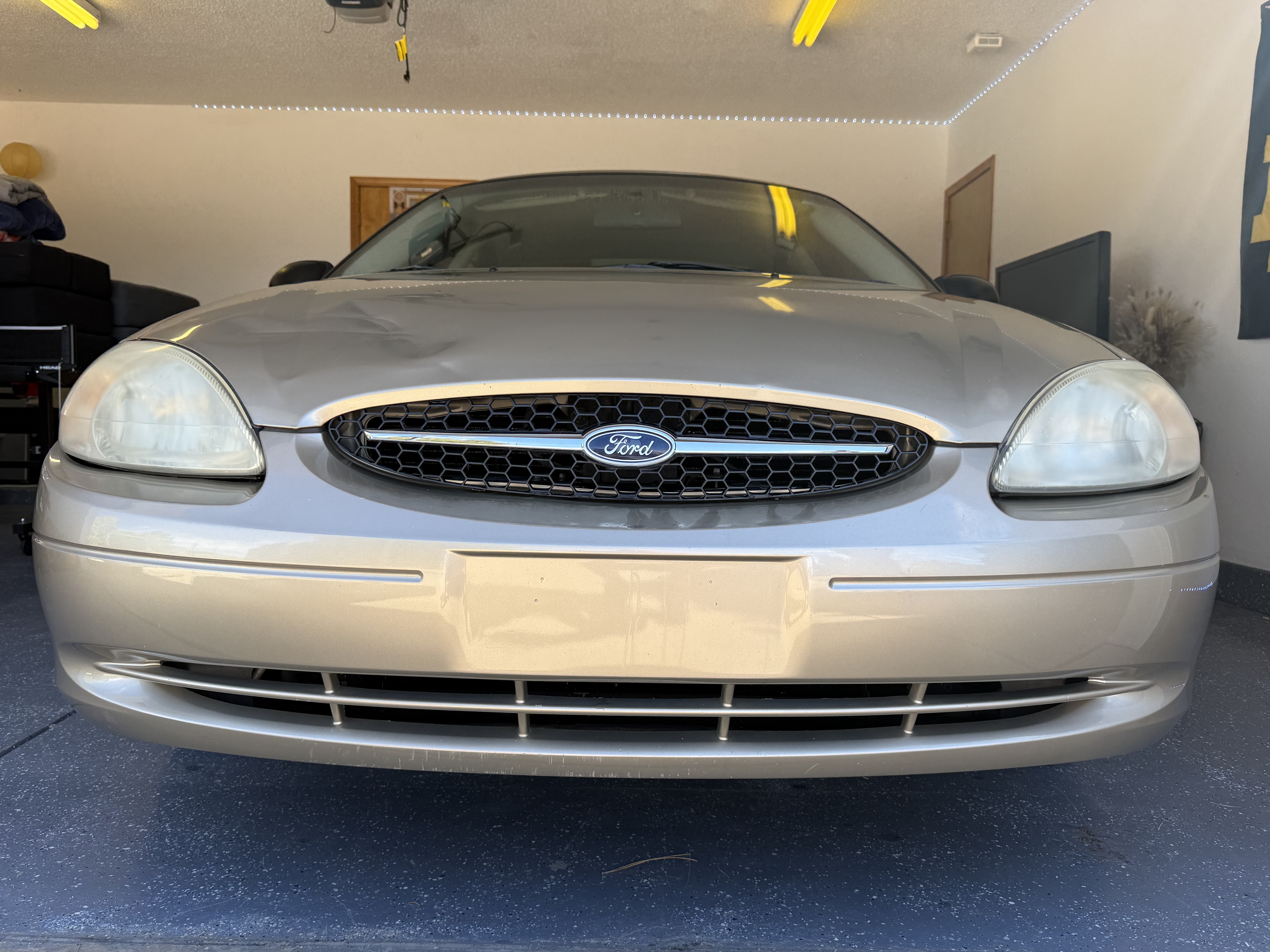 Used 2001 Ford Taurus LX FWD image 17