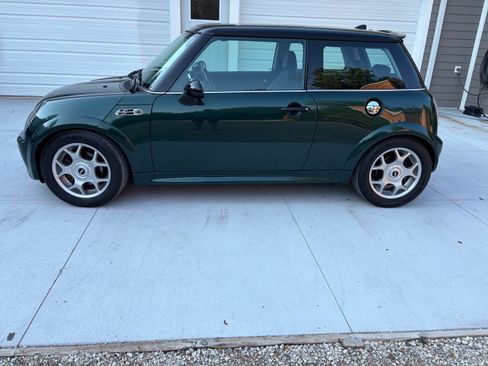 Used 2005 MINI Cooper S FWD image 12