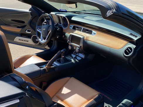 Used 2013 Chevrolet Camaro SS w/ RS Package image 22